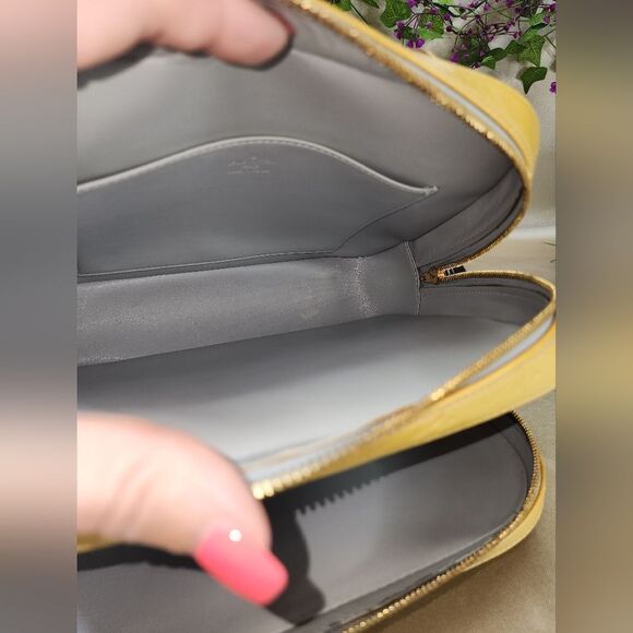 Authentic Louis Vuitton Vernis Murray Backpack With Dust Bag - Picture 14 of 17